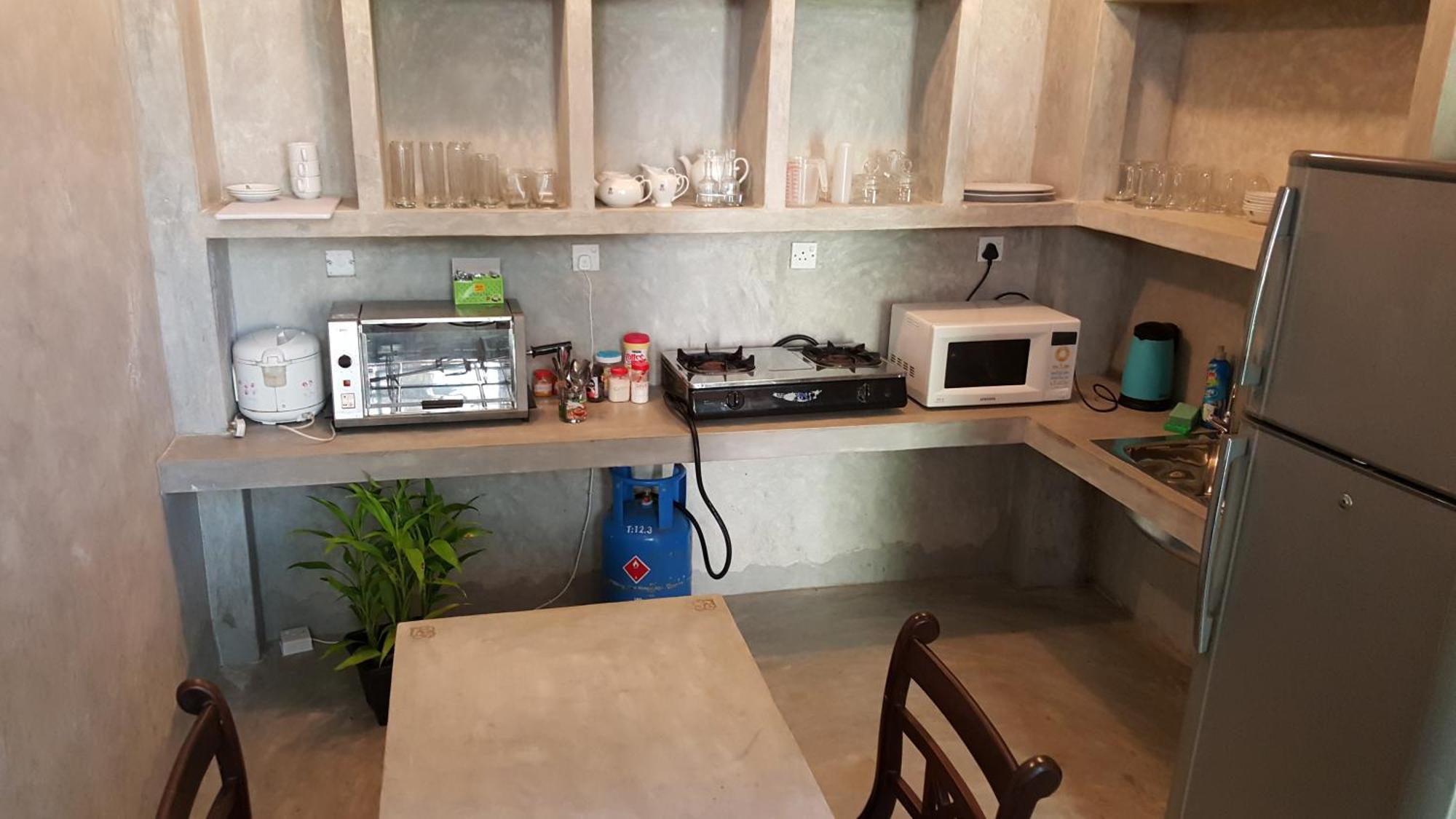 אונה ואטונה Ridee Villa חדר תמונה