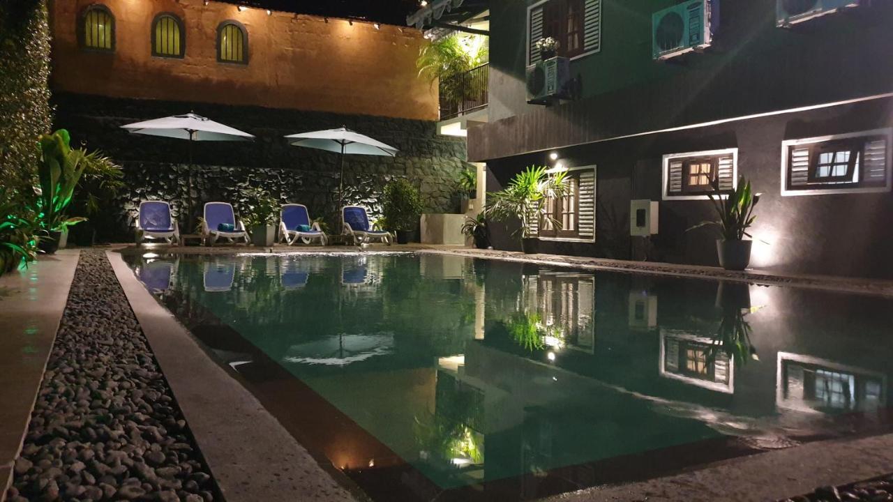 אונה ואטונה Ridee Villa מראה חיצוני תמונה