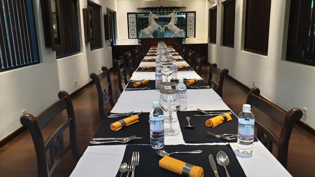 אונה ואטונה Ridee Villa מראה חיצוני תמונה